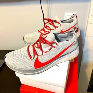 Nike Zoom Fly Flyknit Sz. 11